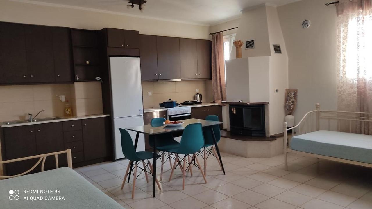 Kalliope Apartments Tsoukaládhes Екстериор снимка