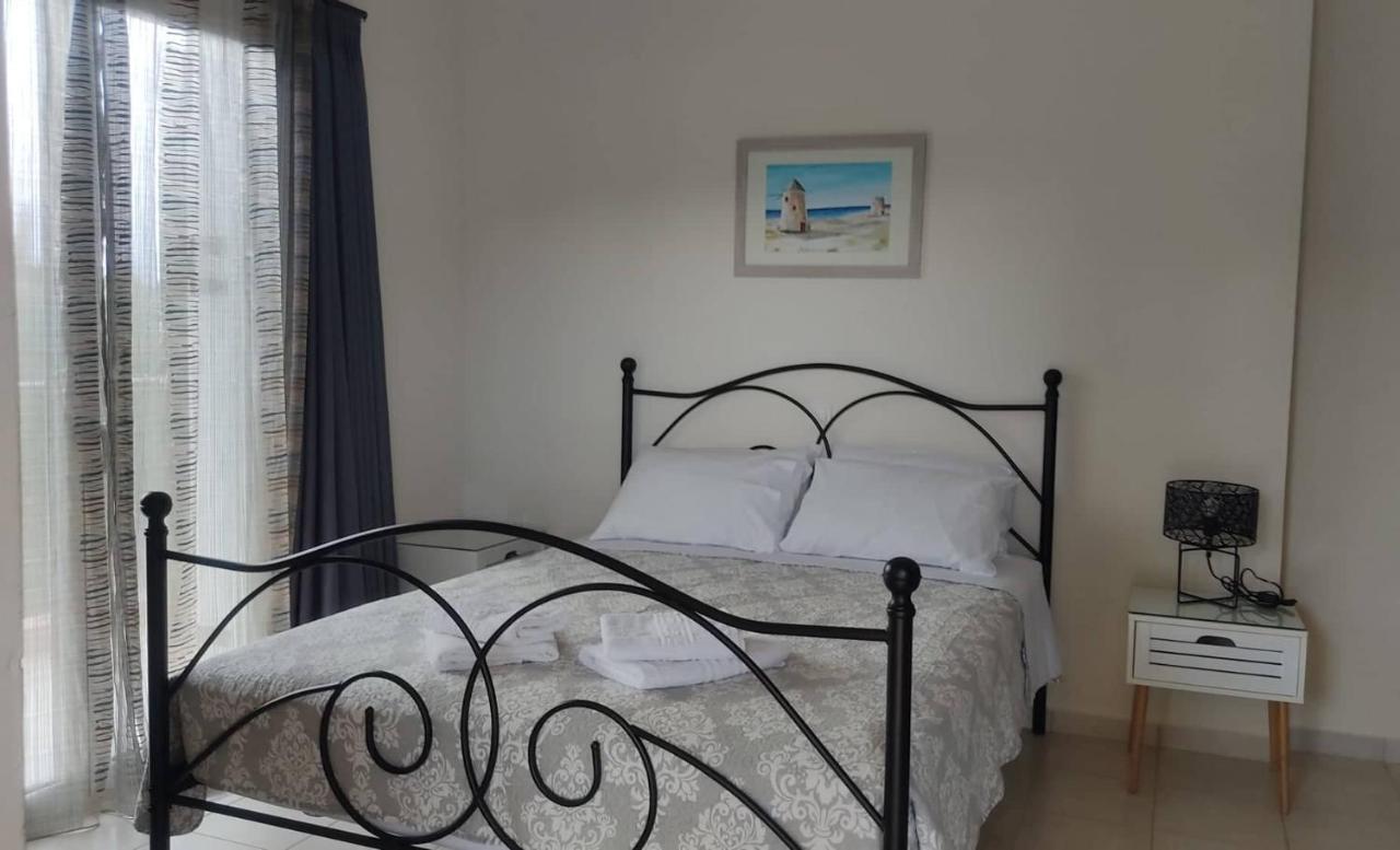 Kalliope Apartments Tsoukaládhes Екстериор снимка