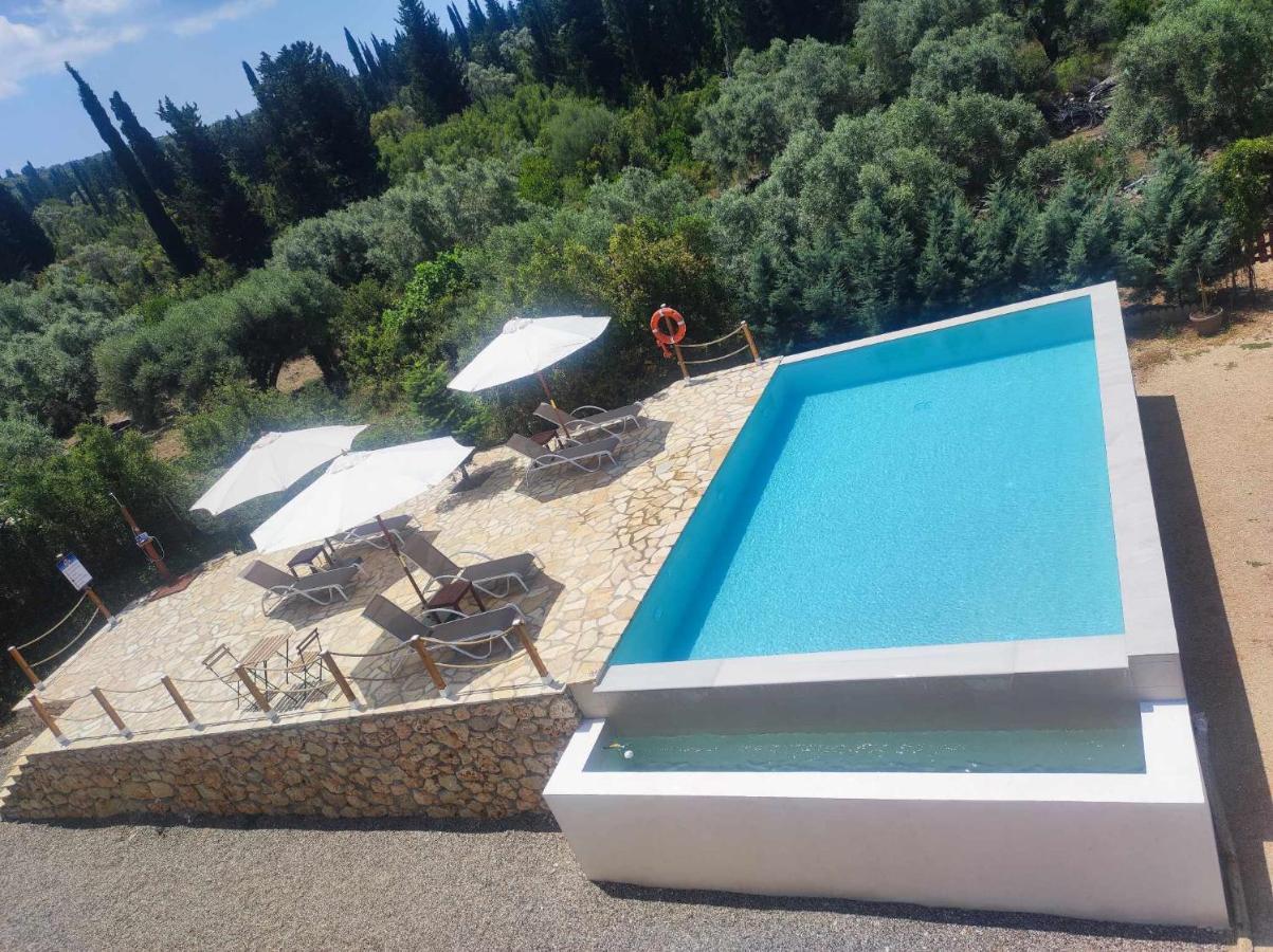 Kalliope Apartments Tsoukaládhes Екстериор снимка